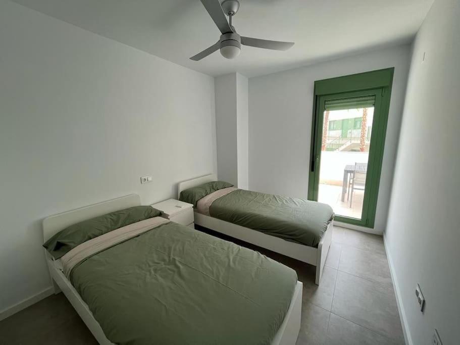 Magnifico Apartamento Nuevo En 1ª Linea De Playa موخاكار المظهر الخارجي الصورة
